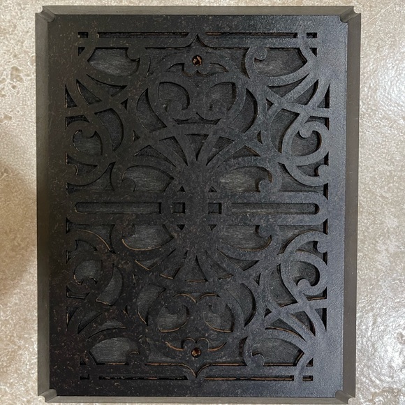 Accents Brand New Door Bell Chime Cover Nice Design Comes In A Bronze